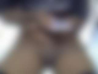 Live cam show with queentalia - Black Petite on Fling VIP Chat