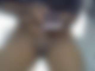 Live cam show with queentalia - Ebony on CamClone | kenya
