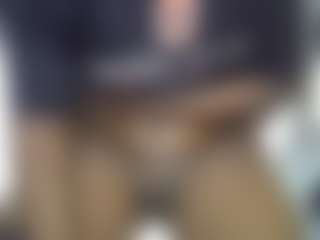 Live cam show with queentalia - Ebony Petite on madthumbs