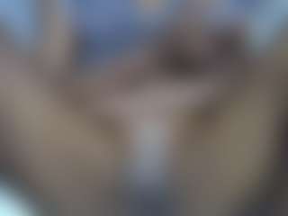 Live-camshow met queentalia - Black Petite op Camsoda