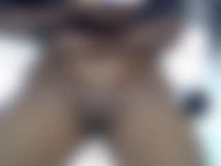 Live cam show with queentalia - Small Ass on Cam Slut