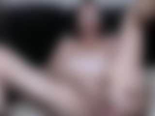 AmberHotQueen's Live Sex Cam Show