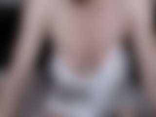 AmberHotQueen's Live Sex Cam Show