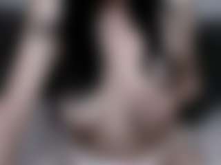 Live cam show with AmberHotQueen - Mature on TeamSkeetLive