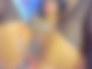liaantonela69's Live Sex Cam Show