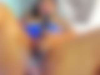 liaantonela69's Live Sex Cam Show