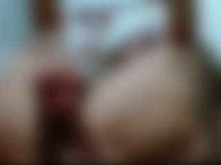 Live cam show with LITACAM30 - Average on Milfs Live