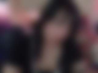Live cam show with martinamilff - Striptease MILF on livesuperchat.net