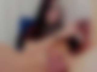 Mia-Thompson-1's Live Sex Cam Show