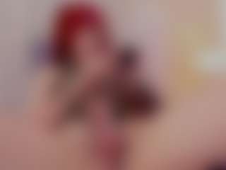 Live cam show with Mia-Thompson-1 - Brown Eyes on Gym Cam Girls