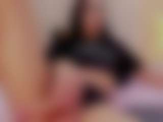 Live cam show with Mia-Thompson-1 - Brown Eyes on Camsoda Late Night