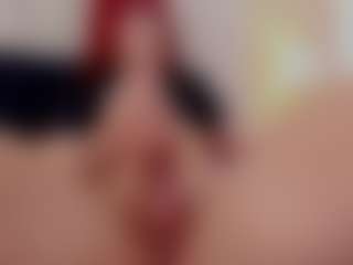 Live cam show with Mia-Thompson-1 - Smoking on Milf Play