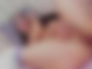 Mia-Thompson-1's Live Sex Cam Show