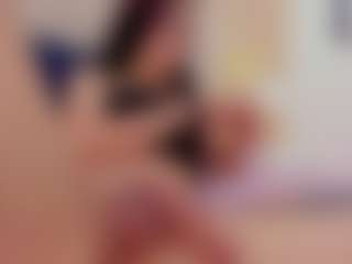 Mia-Thompson-1's Live Sex Cam Show