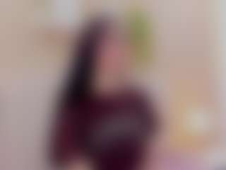 Live cam show with Mia-Thompson-1 - Tease on livesuperchat.net