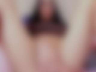 Live cam show with Mia-Thompson-1 - Black Hair on sexylive.show