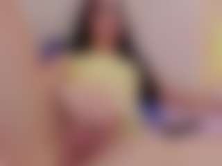 Live cam show with Mia-Thompson-1 - Facial Piercings on xxxlivecams.org