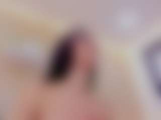 Live cam show with Mia-Thompson-1 - Young Adult on Camsoda