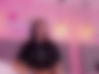 Live cam show with Mia-Thompson-1 - HD on Camsoda