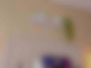 Live cam show with Mia-Thompson-1 - Brown Eyes on Camsoda