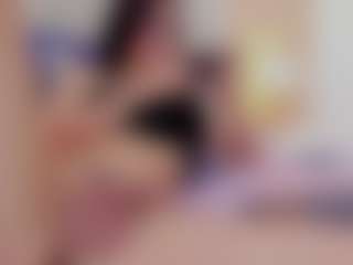 Live cam show with Mia-Thompson-1 - Brown Eyes on sexylive.show