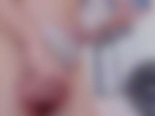 Live cam show with Mia-Thompson-1 - Smoking on xxxlivecams.org