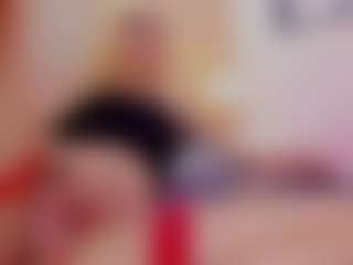 Live cam show with Mia-Thompson-1 - Brown Eyes on AdultVida.com