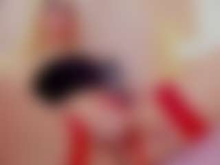 Live cam show with Mia-Thompson-1 - Teen (18+) on AdultVida.com