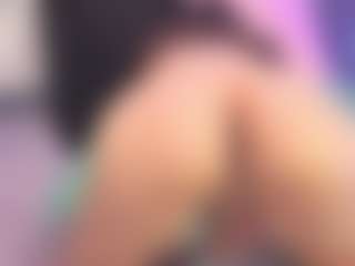 Live cam show with Mia-Thompson-1 - Black Hair on Camsoda