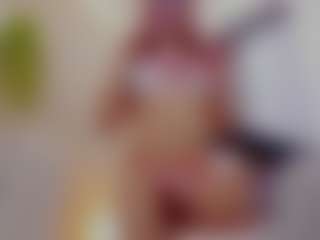 Mia-Thompson-1's Live Sex Cam Show