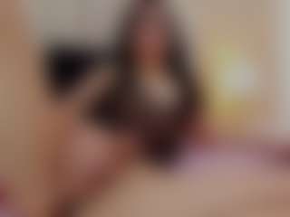 Mia-Thompson-1's Live Sex Cam Show