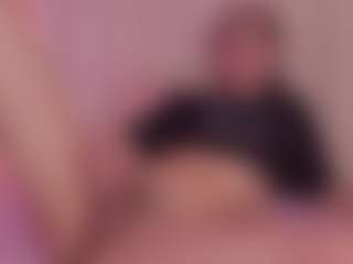Mia-Thompson-1's Live Sex Cam Show