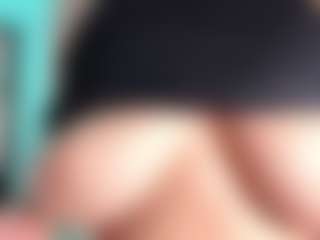 aly-texas's Live Sex Cam Show
