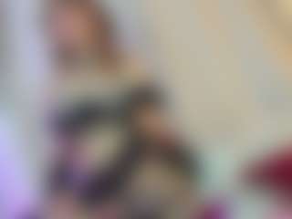 Live cam show with Andy Candy - Small Tits on Milfs Live
