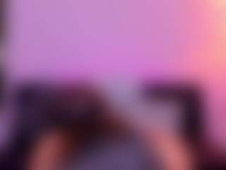 Live cam show with Antonella-Grayy - Bikini on Free Soda
