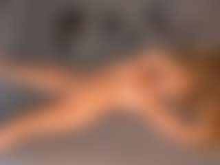 theanytimeshow MILF webcam performer live streaming