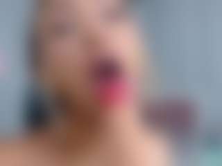 EylinMontana's Live Sex Cam Show