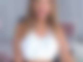 Live cam show with EylinMontana - Milk on Dolls Live