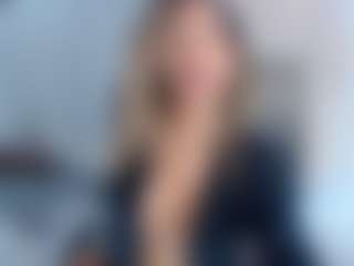 EylinMontana's Live Sex Cam Show