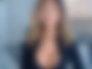 Live cam show with EylinMontana - Dildo on luckytryst.com
