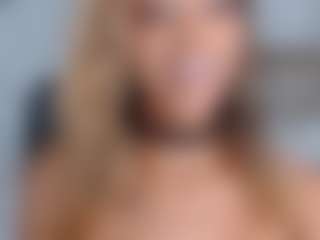 EylinMontana's Live Sex Cam Show