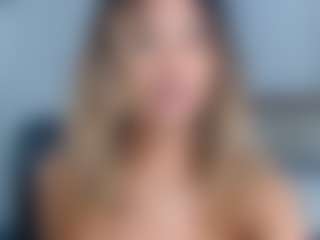 Live cam show with EylinMontana - Blonde Hair Toys on LiveSexCams6