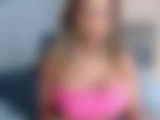 EylinMontana's Live Sex Cam Show