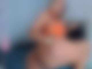 Live cam show with EylinMontana - Blonde Hair Lovense on Camsoda