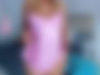 Live cam show with EylinMontana - Blonde Hair on Camsoda