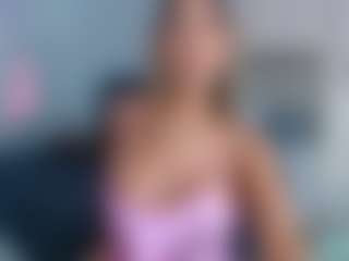 Live cam show with EylinMontana - Blonde Hair on Camsoda
