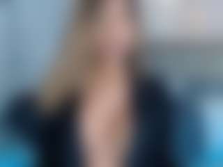 Live cam show with EylinMontana - Thong on TottyGirls