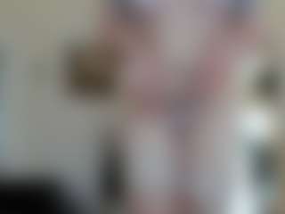 Live cam show with TawneyDarling - BBW on TeamSkeetLive