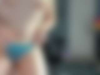Live cam show with TawneyDarling - Dildo on TeamSkeetLive