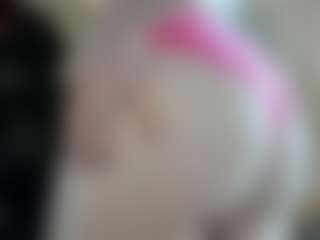 Live cam show with TawneyDarling - Fingers on liverealitysex.com